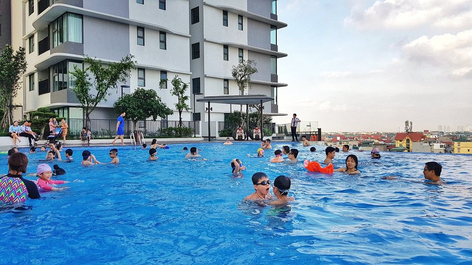 Miễn phí bể bơi cho cư dân chung cư Central Residence